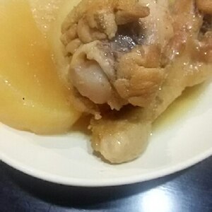 簡単、煮込むだけ♥鶏と大根の煮物♪